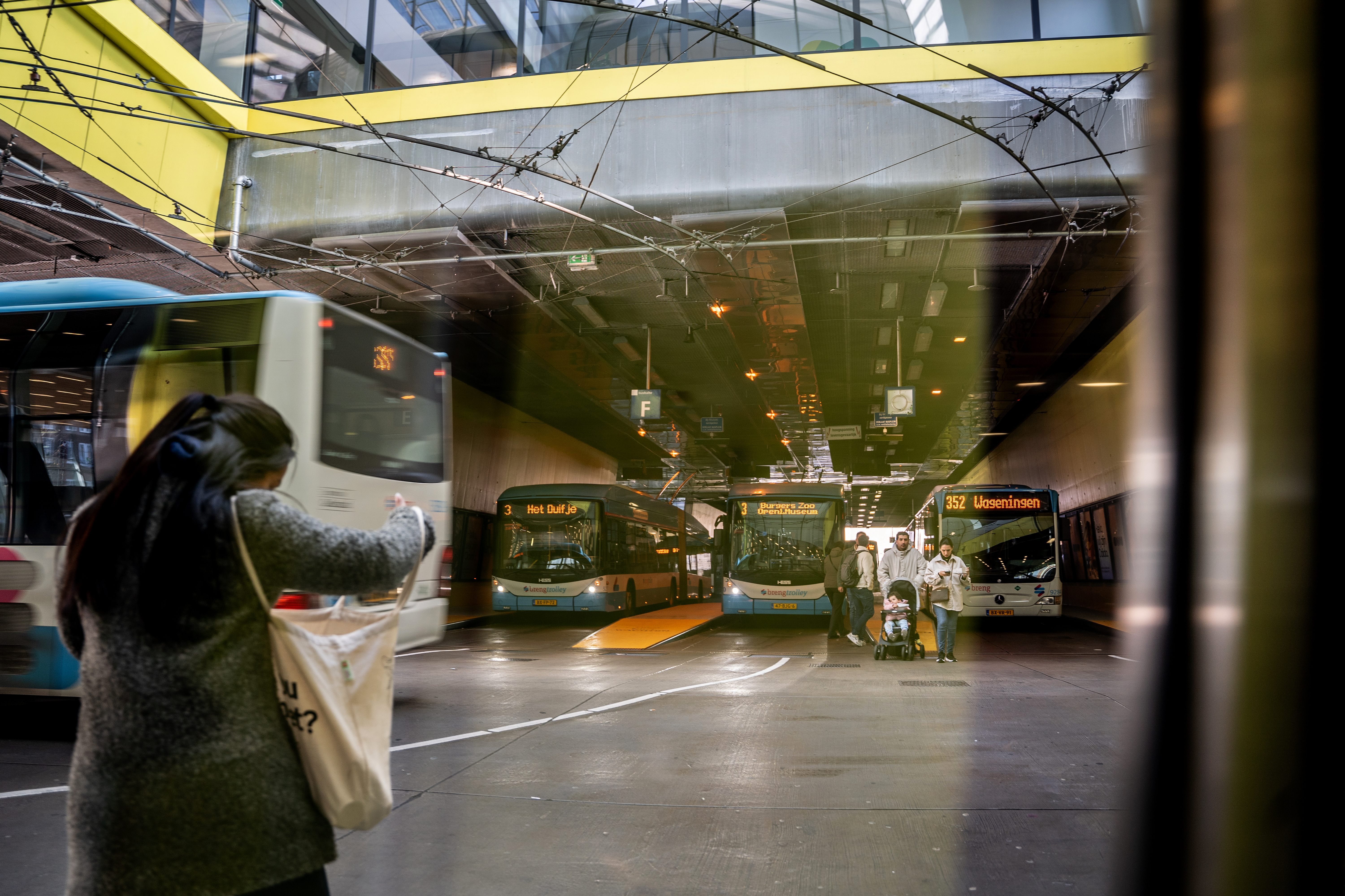 Station Arnhem - bussen