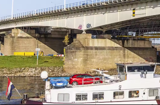 Ijsselbrug A12 (1)